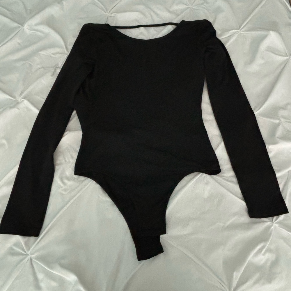 SHEIN Black Open Back Long Sleeve Bodysuit